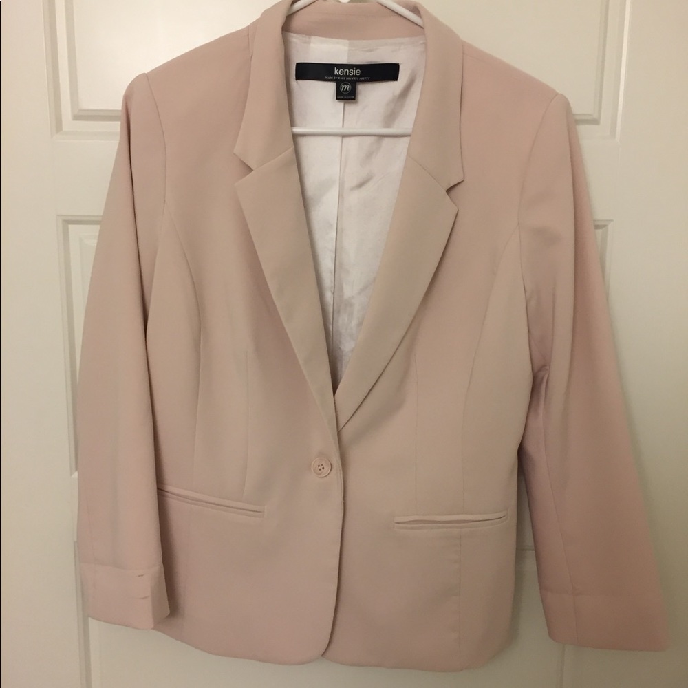 Light pink Kensie blazer - Size M